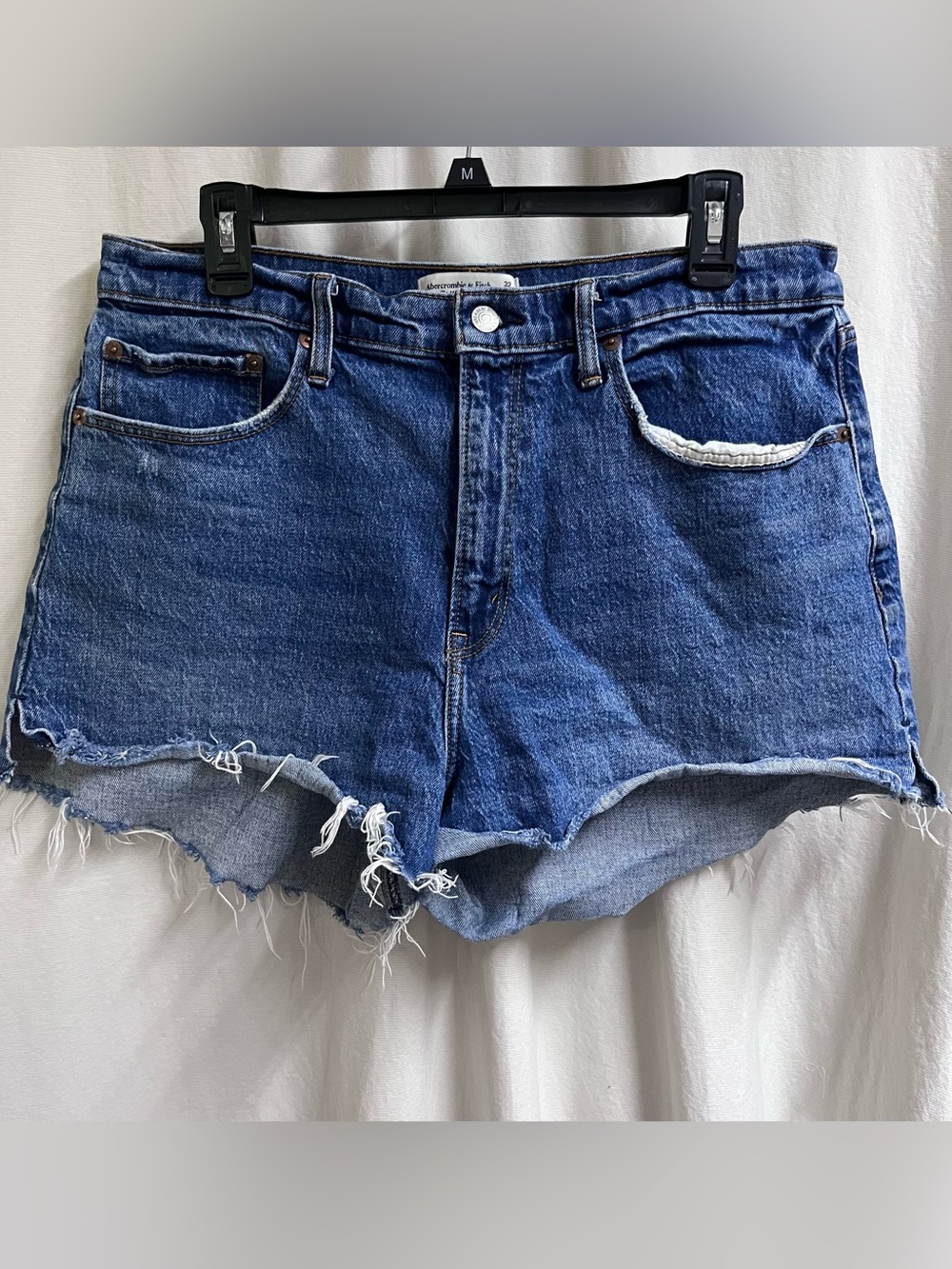 Abercrombie & Fitch The Mom Short High Rise Curve Love Denim Shorts Size 32/14